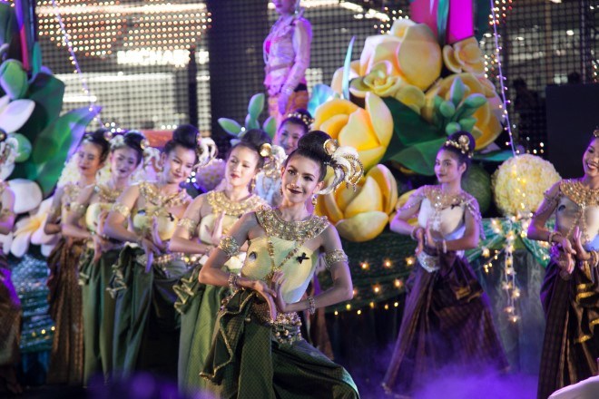 A celebration of Songkran12