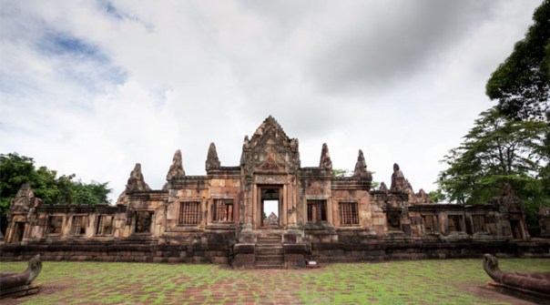 Castles of Buri Ram create Sports Tourism mecca Prasat Hin Mueang Tam